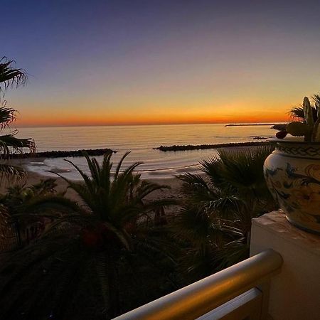 Hotel Sul Mare Al Gabbiano สโกลิตตี ภายนอก รูปภาพ