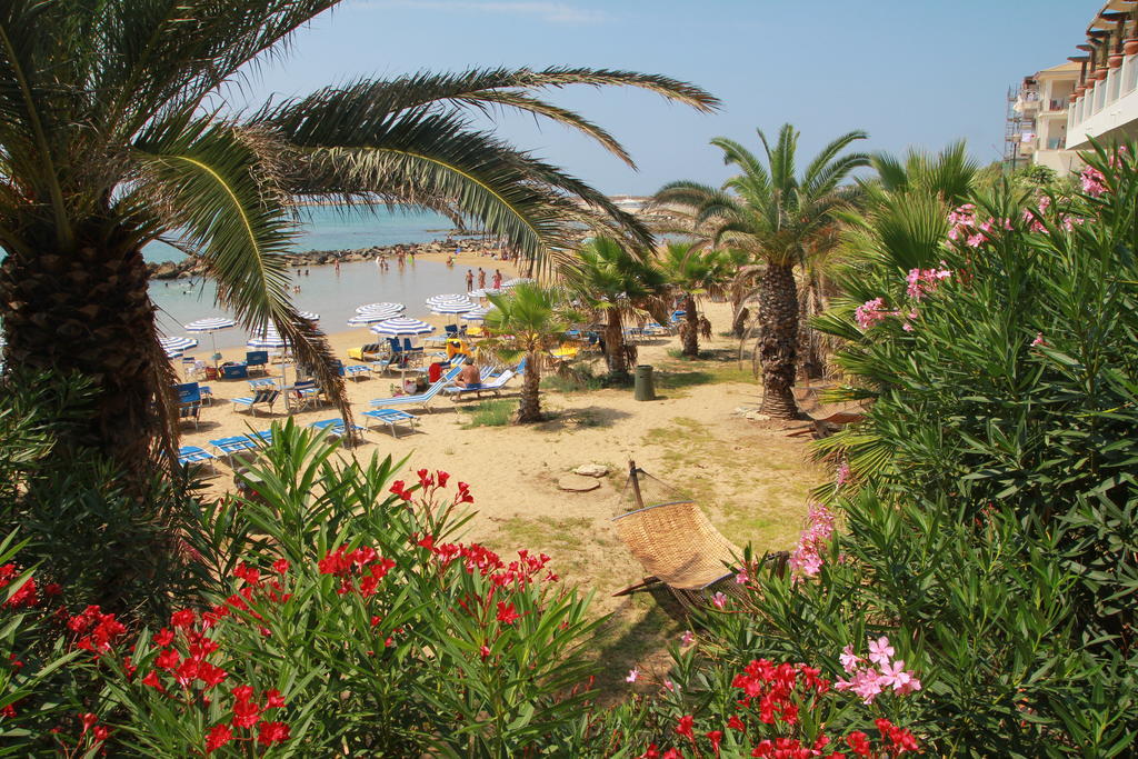 Hotel Sul Mare Al Gabbiano สโกลิตตี ภายนอก รูปภาพ
