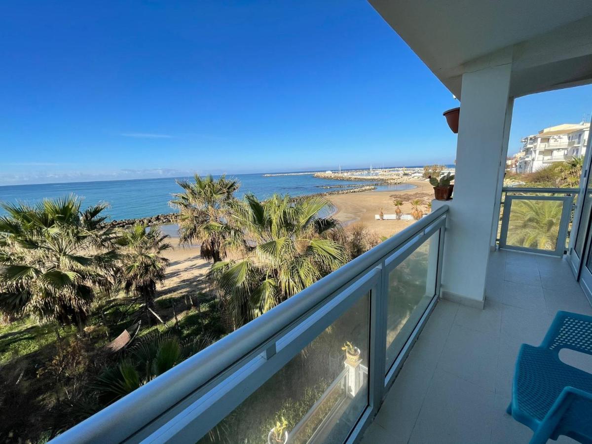 Hotel Sul Mare Al Gabbiano สโกลิตตี ภายนอก รูปภาพ