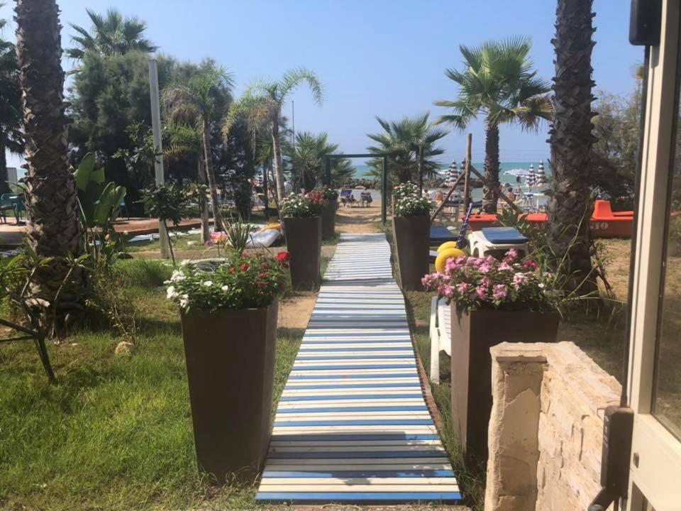 Hotel Sul Mare Al Gabbiano สโกลิตตี ภายนอก รูปภาพ